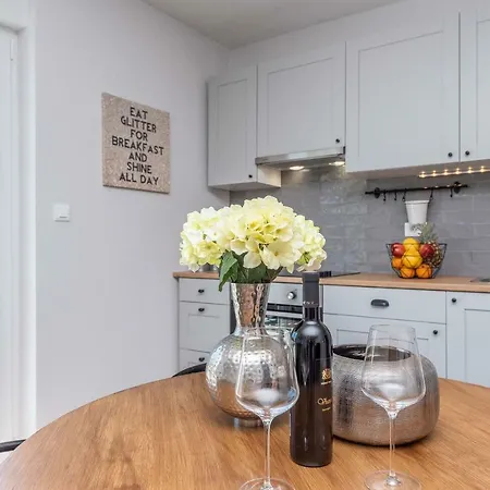 Black&beauty アパート ザダル