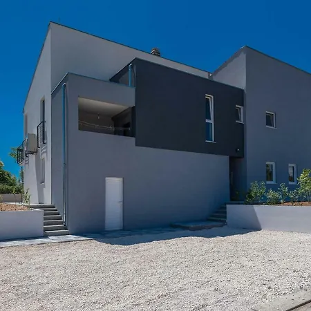 Black&beauty * ザダル