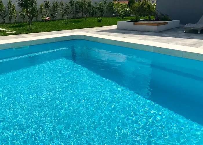 Black&beauty Daire Zadar