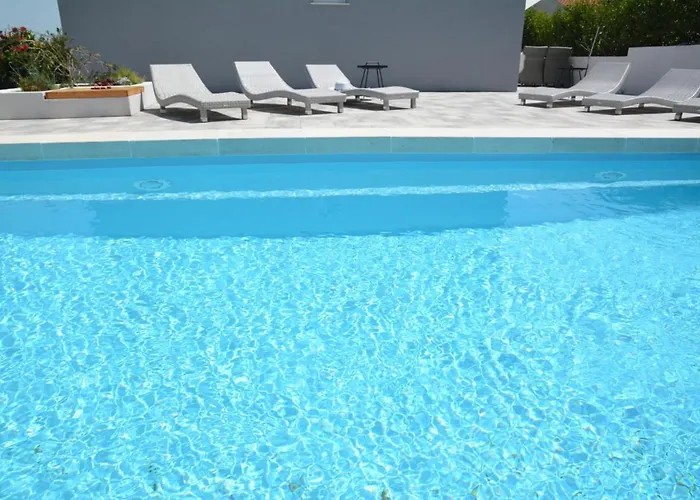 Daire Black&beauty Zadar